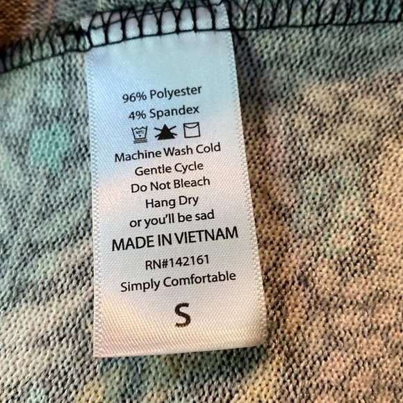 LuLaRoe Sarah Cardigan - Picture 4 of 5
